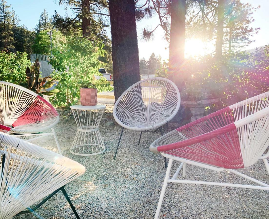 Grand Pine Cabins Wrightwood Buitenkant foto